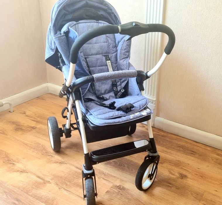 Коляска Adamex Quatro Monza