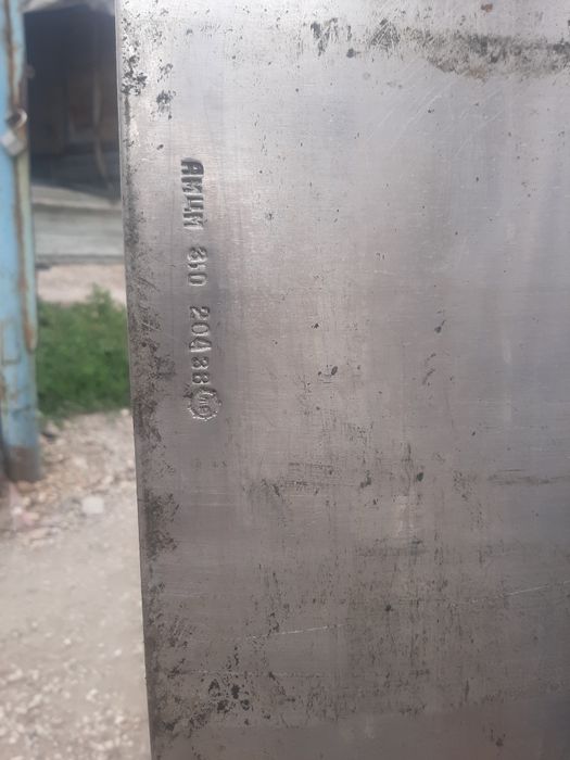 Алюминиевые листы мощные