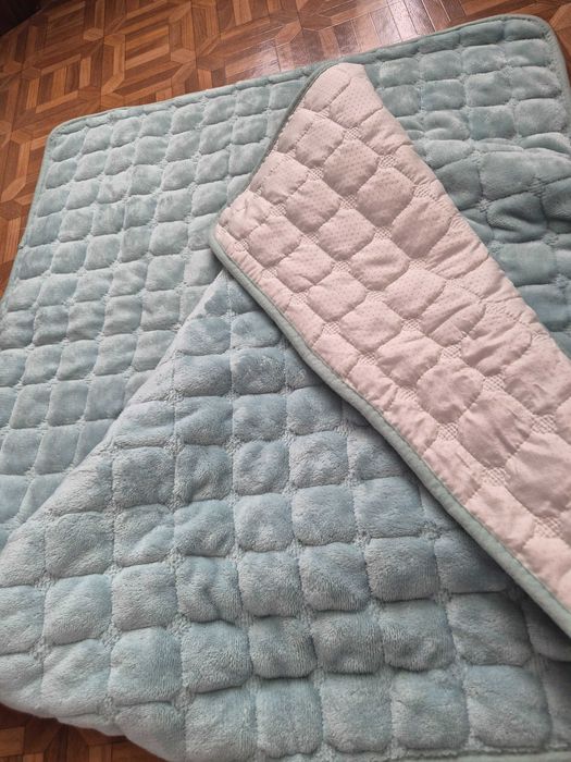 Дивандеки / покрывала на диван и кресла