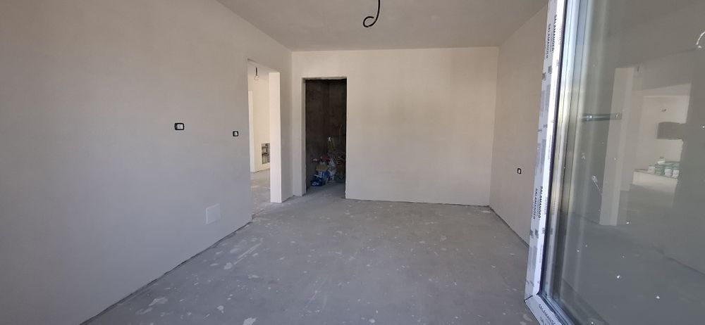 Casă nouă 2025 , Utilitati complete , zona Sud  , str  Mugur