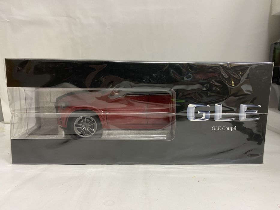 Iscale MERCEDES-BENZ GLE Coupe C167 an 2020 machetă auto sc 1:18  27cm