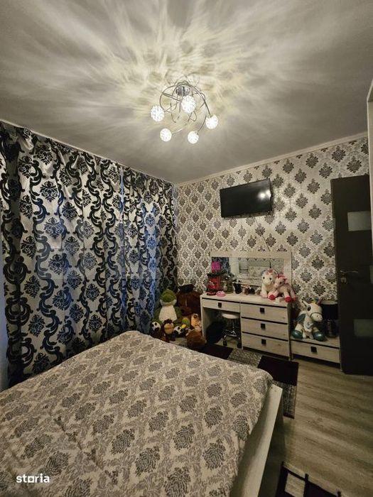Apartament 2 camere, bucatarie separata + dormitor – 32 mp + balcon