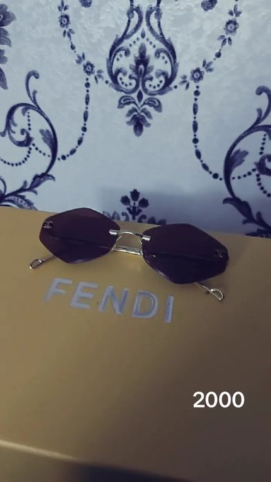 Очки от миу муиқ