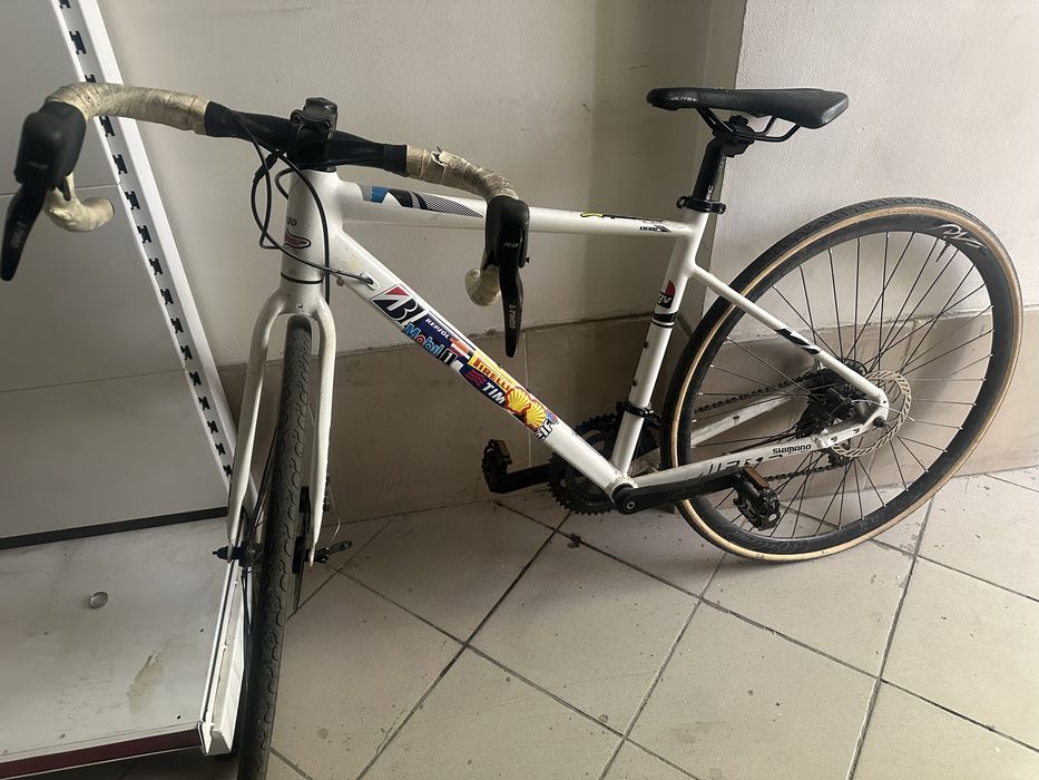 Велик шоссейник ерек м700