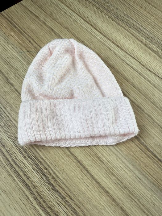 Caciuli si sapca fetita converse si altele