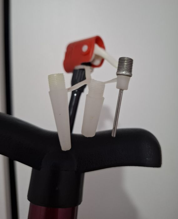 Насос для велосипеда