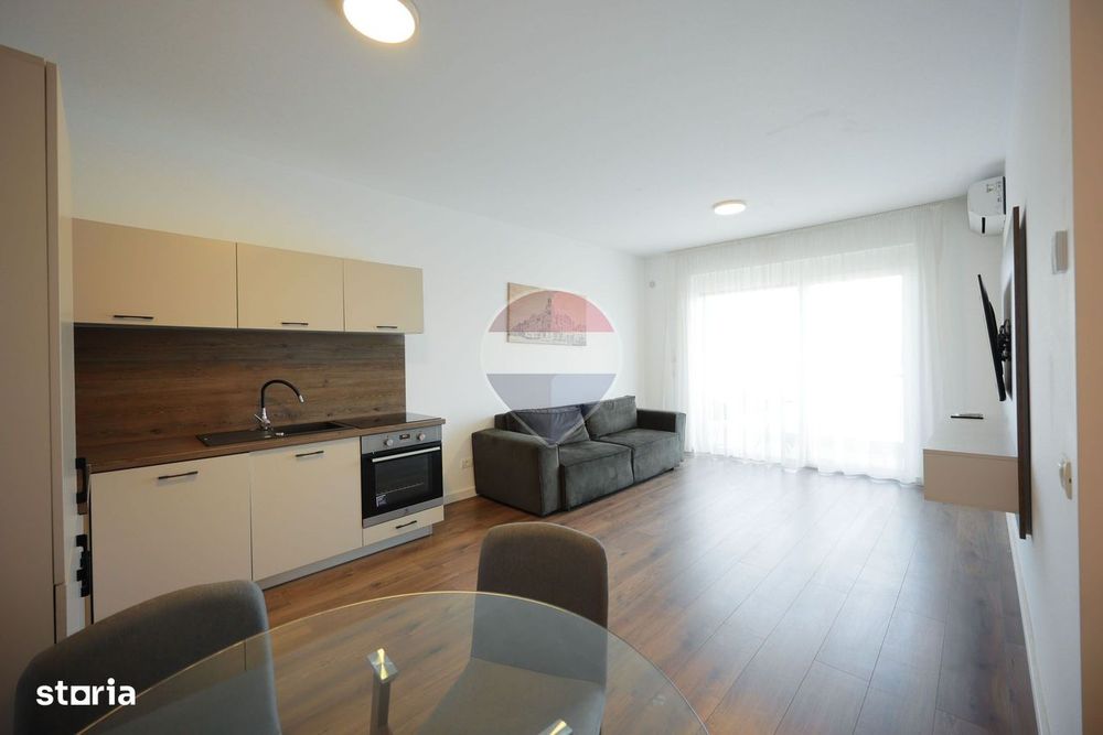 De vânzare apartament cu 2 camere și parcare - Grand Hill Residence