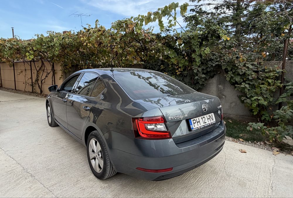 SKODA Octavia 2019 — imagine 3