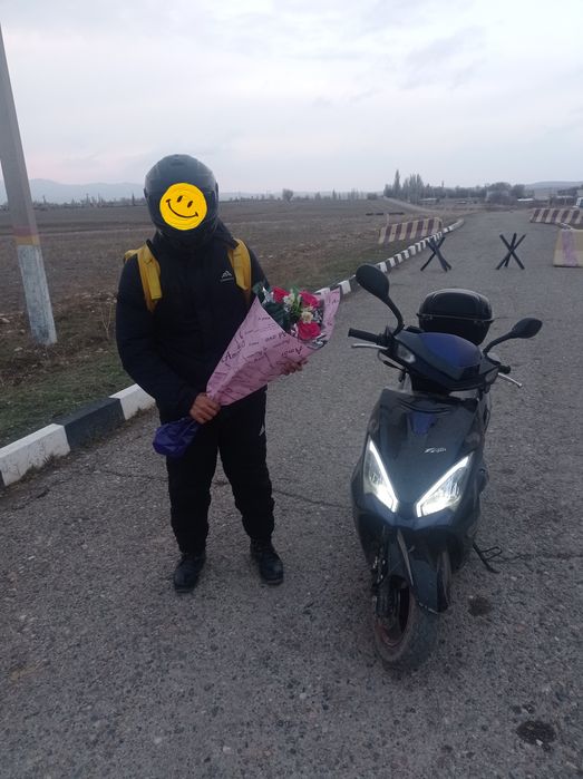 скутер 2023 М8 про.Трицикл саьылады