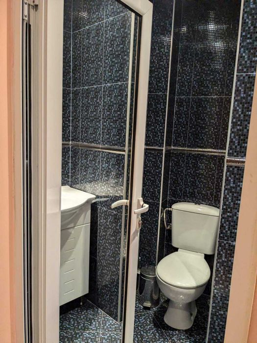 Продава се Многостаен апартамент в Пловдив, Кючук Париж - 100 кв.м за 1970 €/кв.м - Снимка #3