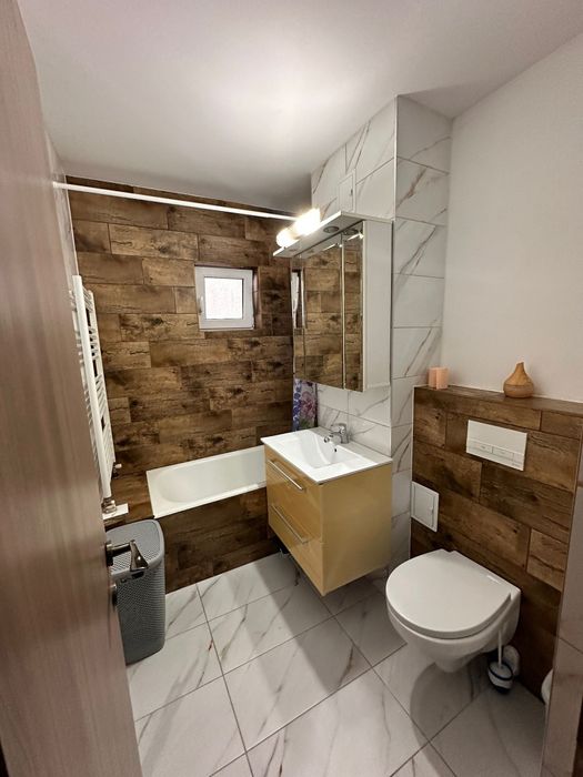 Vand apartament 2 camere transformat in 3 camere