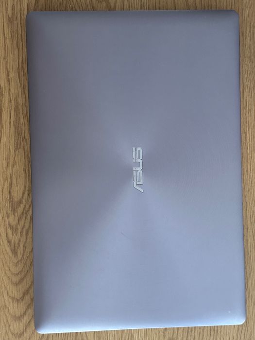 Vânzare ultrabook ASUS ZenBook Pro UX501JW în stare bună
