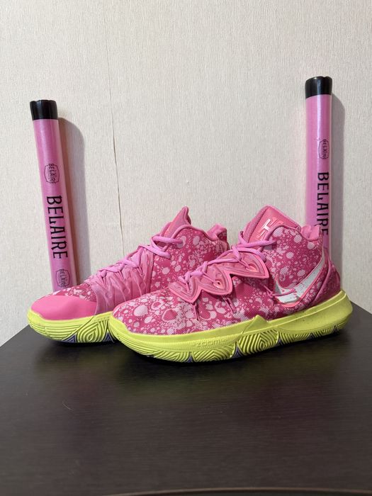 Nike Kyrie 5 x SpongeBob Patrick star