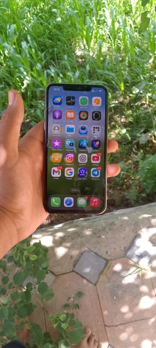 iphone  11  pro  max  sotiladi  aybi   sensir  singan