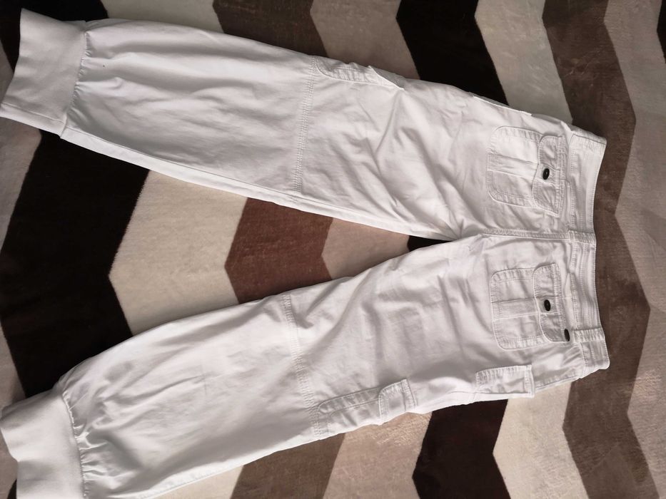 Pantaloni sport Guess