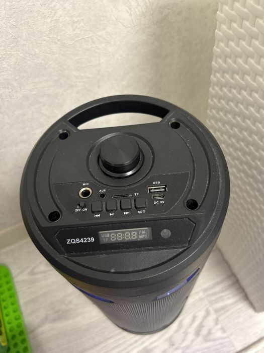 Колонка музыкальная