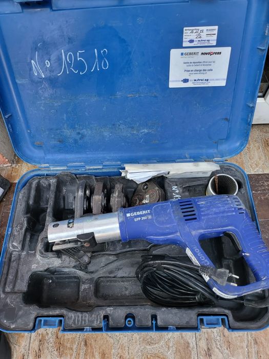 Presa sertizat Geberit EFP 202 - novopress