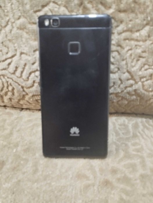 Huawei P8 Lite, Huawei P9