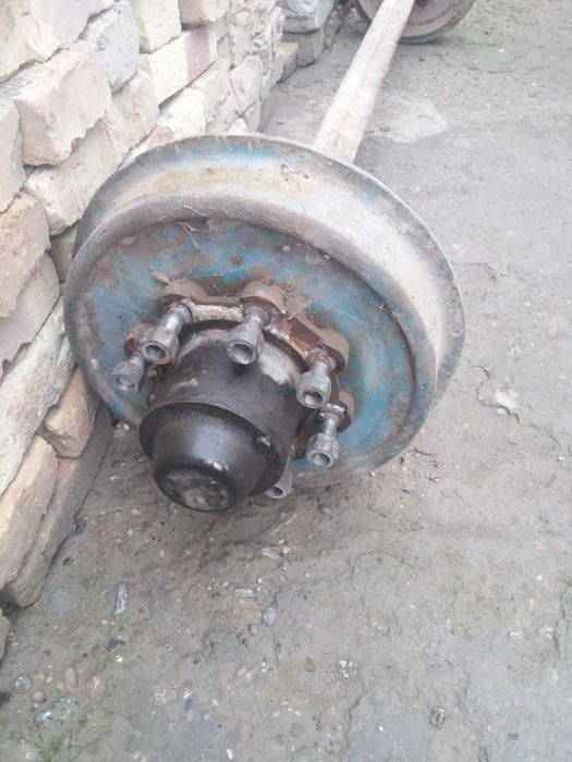 Трактор тележкасининг балкаси (прицеп уки) сотилади ёки обмен.