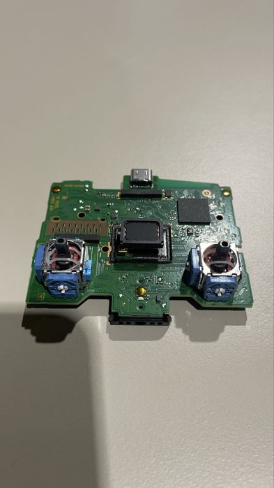 Repar stick drift Xbox / PS5 / PS4 – joystickuri TMR (Gulikit / KS)