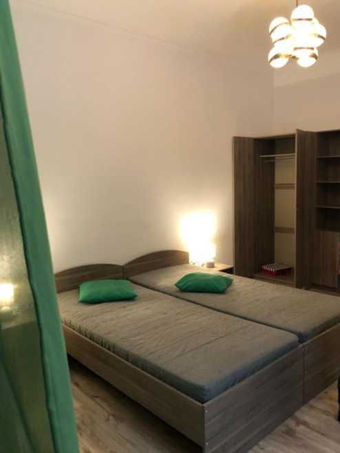 Дава се под наем Тристаен апартамент в София, Център - 96 кв.м за 716 € - Снимка #5