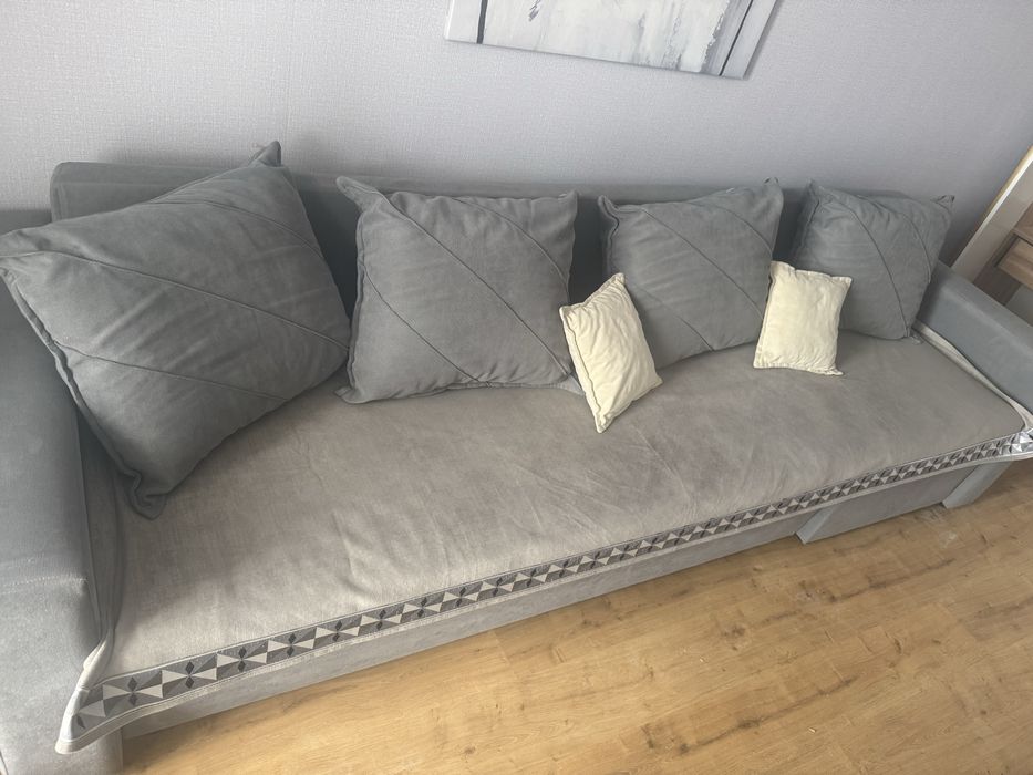 Диван состояние отличное,