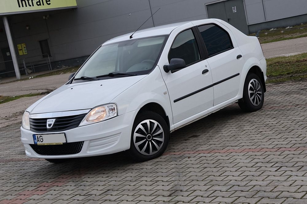 Dacia Logan berlina fab 2012 motor 1.6 MPI benzina Euro 5