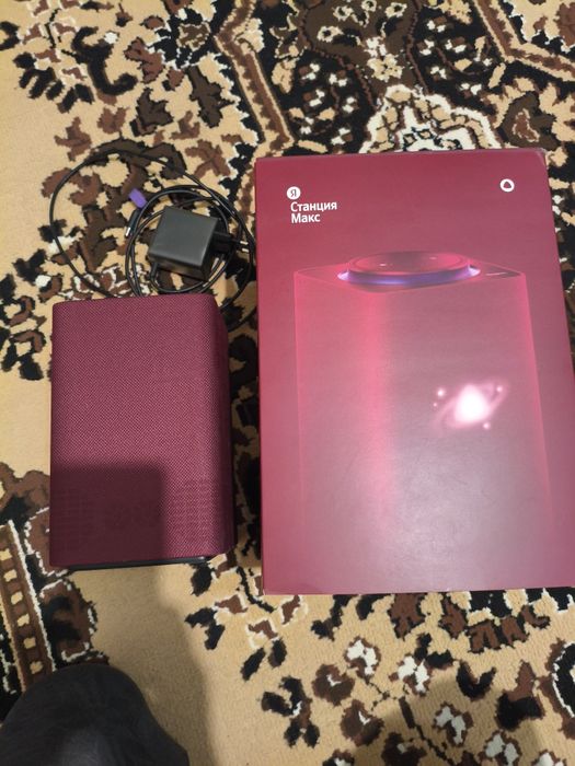 Продам Яндекс колонку.