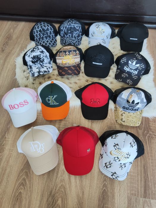 Șapcă Boss Șapcă Adidas Sapca Nike Șapcă Disquared Sapca Plasa 2025