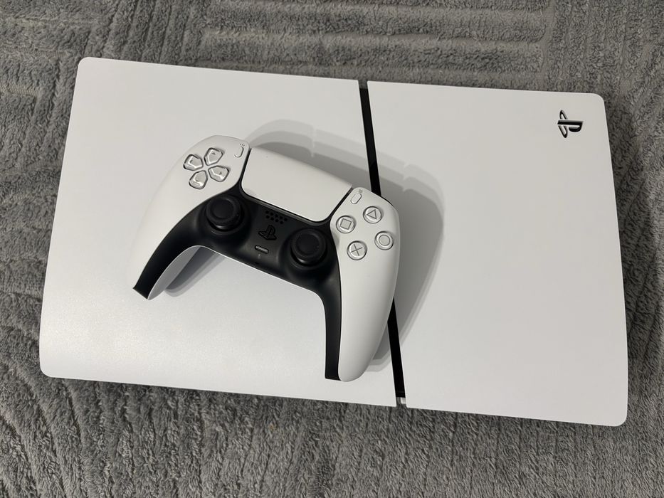 Consola Sony PlayStation 5 Digital Edition, 825GB SSD, C-Chassis