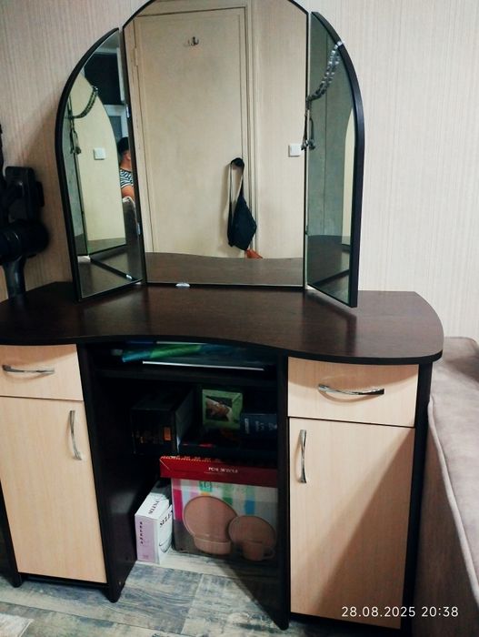 Туалетный столик