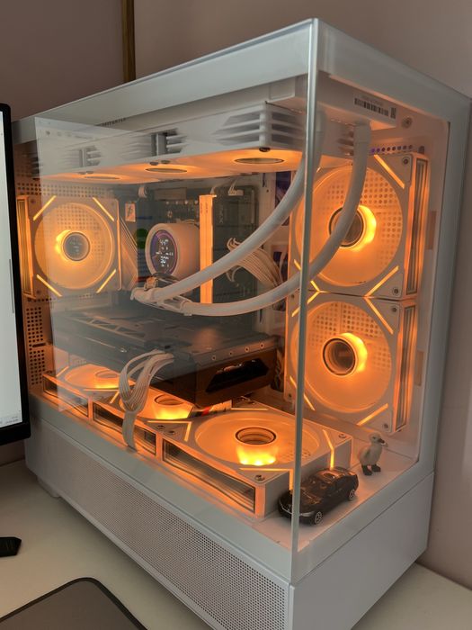 Pc gaming ryzen 7 7800x3d, rx 7800xt, 32gb ram 6000MT/s