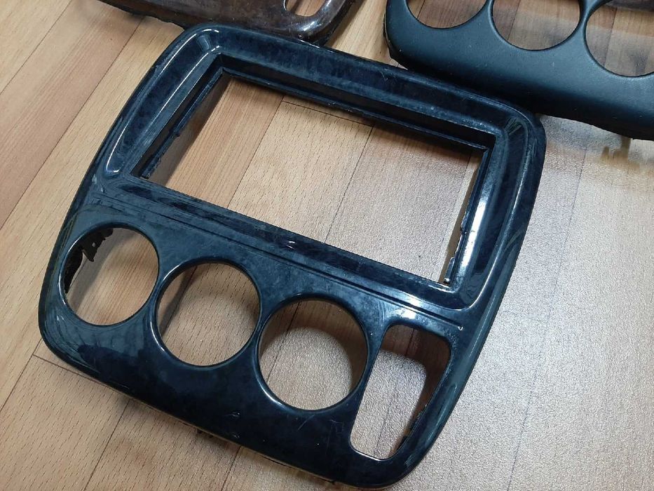 Продам Консоль магнитолы Honda CRV RD1