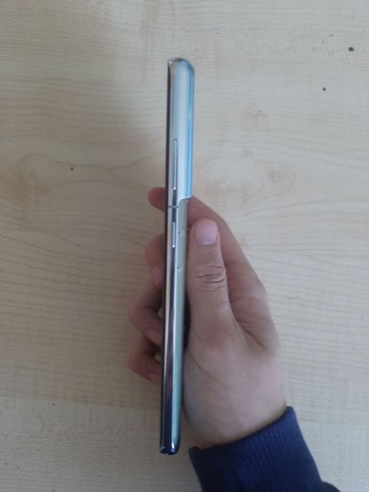 Продам Samsung S21 ultra