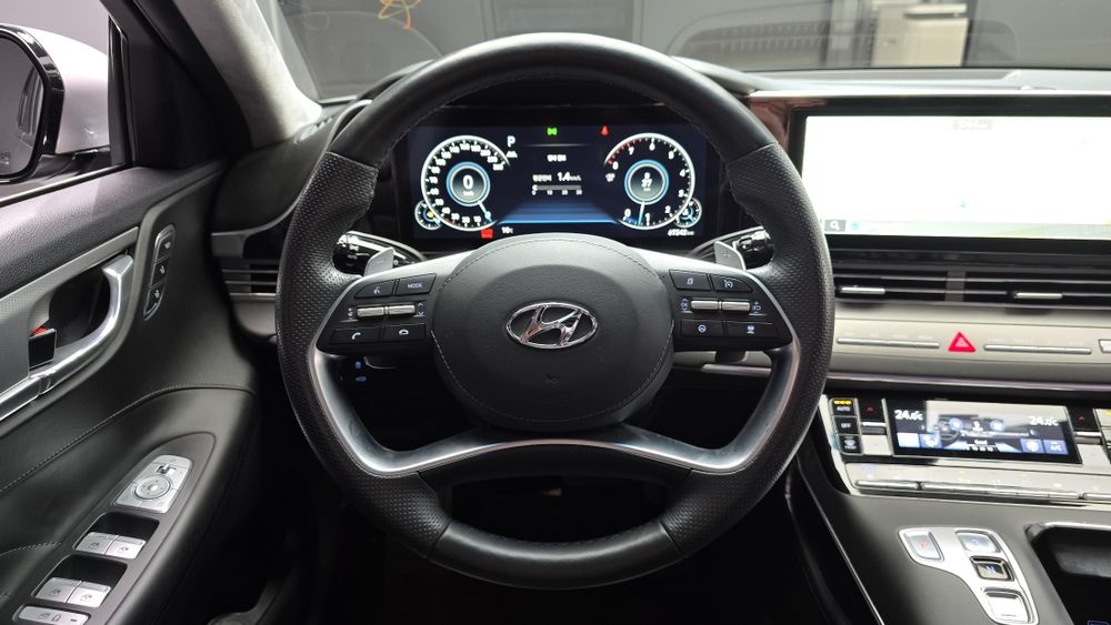 Hyundai Grandeur 3.3 Calligraphy