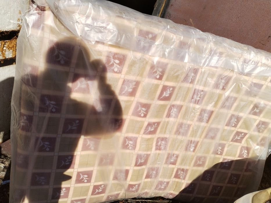 Отдам матрас бесплатно