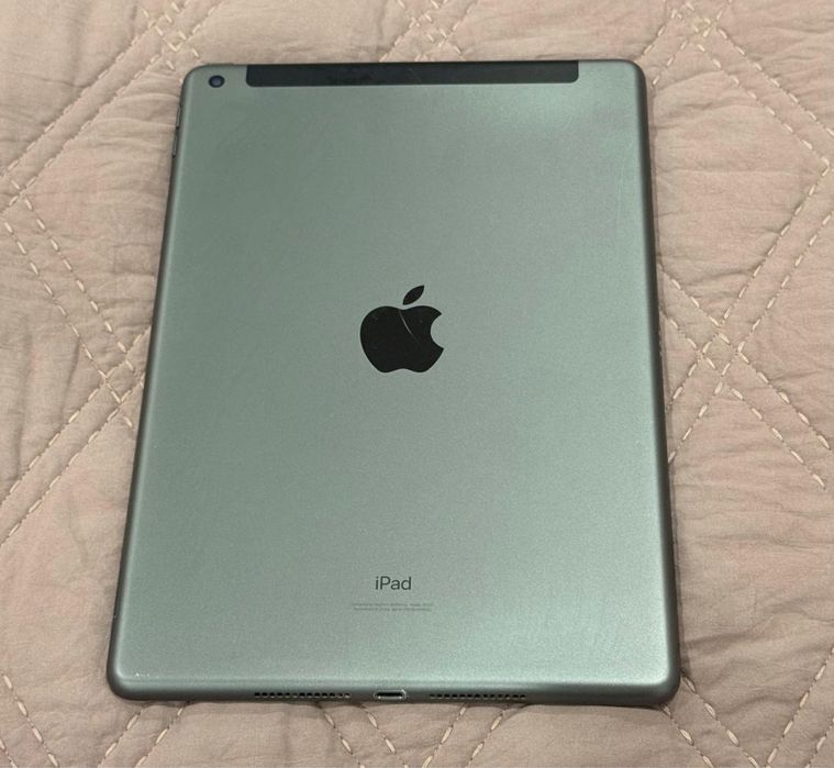 Apple iPad 7 32GB Wi-Fi + Cellular — хорошее состояние