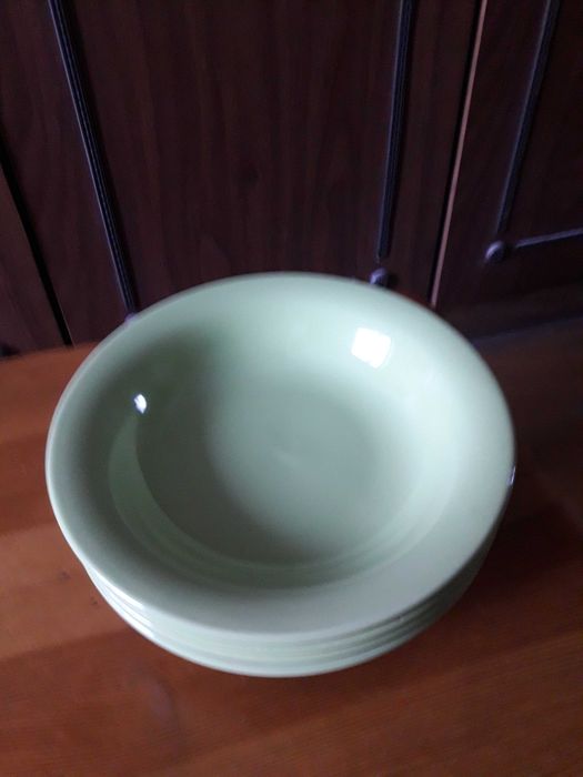 красивая посуда современная