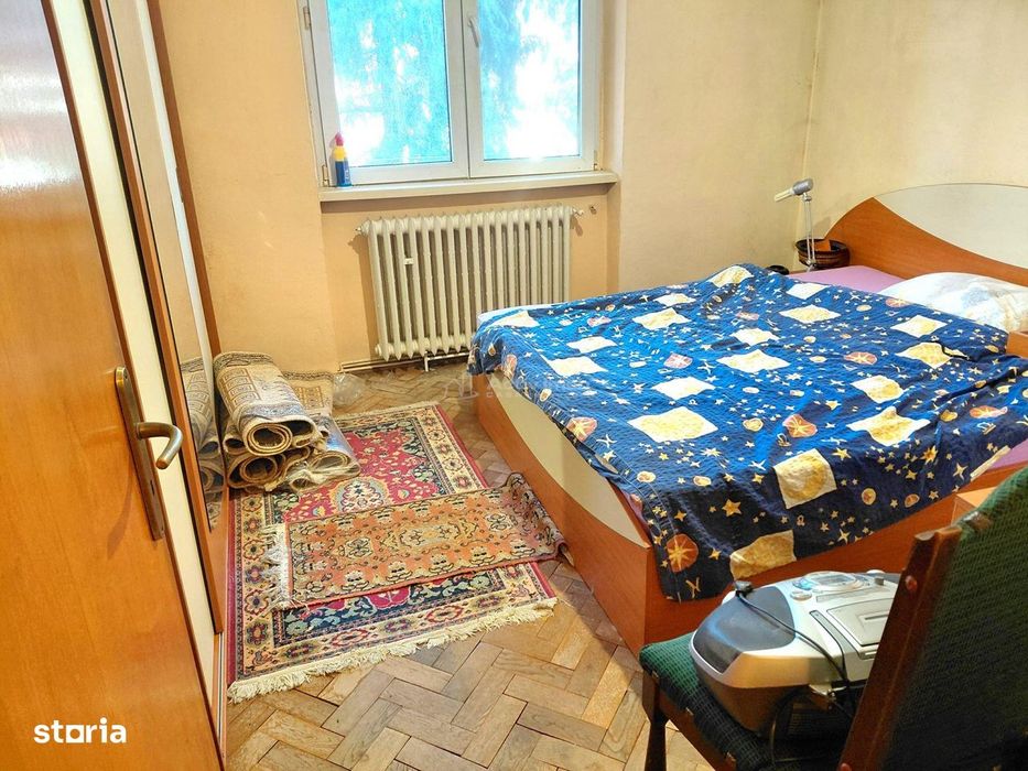 Baia Mare Vanzare | Apartament 3 camere decomandat etaj 3 | Victoriei