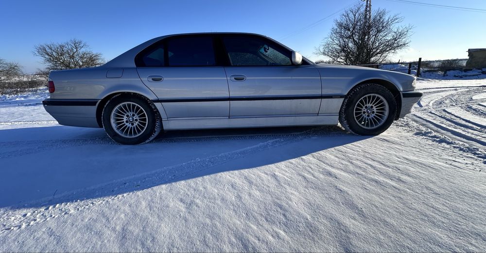 Бмв е38 2.8i на части!