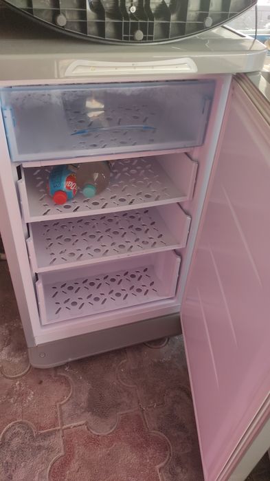 Морозильник вертикальный с доставкой