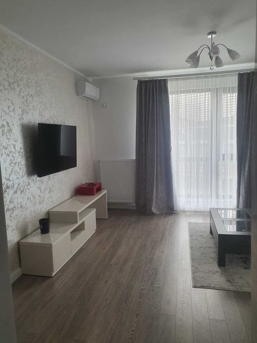 Închiriez studio, zona Stadion, bloc nou
