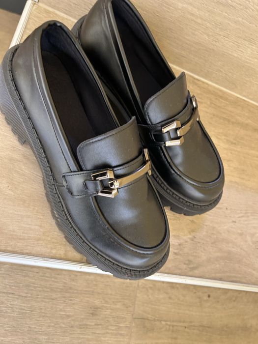 Обувки номер 38 еко кожа