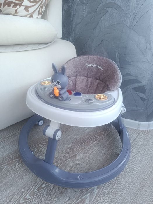 Продам ходунки детские