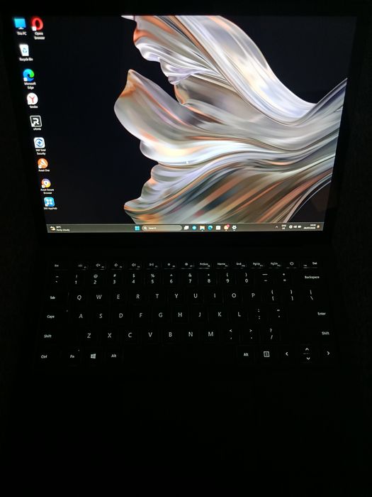 Noutbuk Microsoft Surface Laptop 4