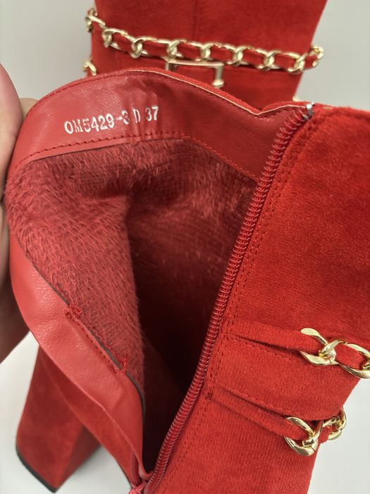 Боти на ток червени