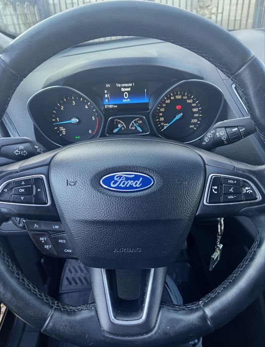 Vând/schimb Ford cmax 1, 5TDCI din 2015