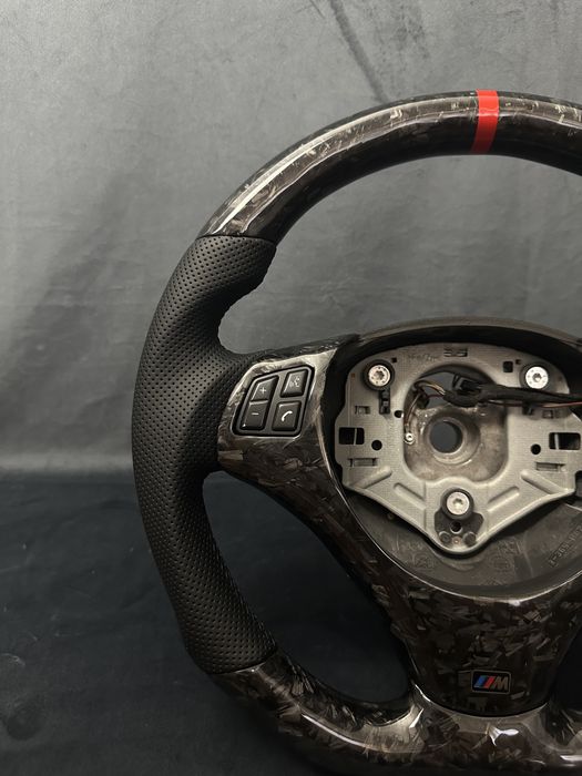 Volan BMW Seria E – Carbon Forjat – Design M Sport