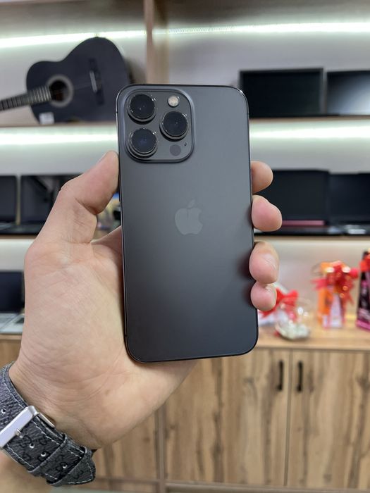 Телефон iPhone 13 Pro