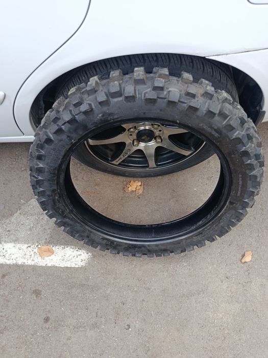 Резина эндуро новая